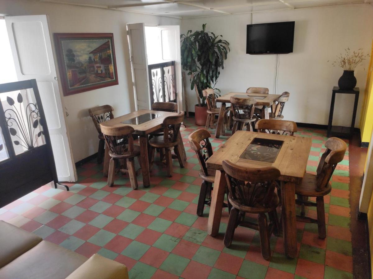 Hotel Brisas Del Nevado Guican ภายนอก รูปภาพ